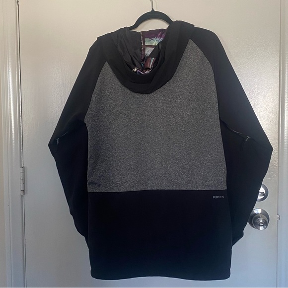 RPZN Limited Partnership Snow Jacket‎ - Picture 3 of 9